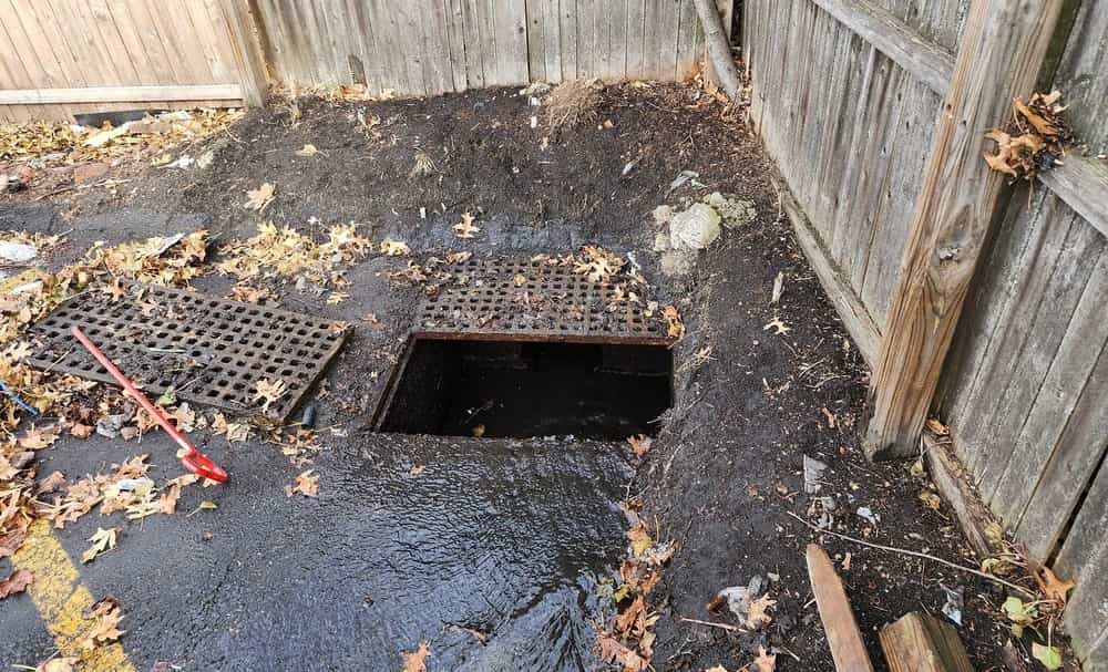 clogged outdoor drain cleaning